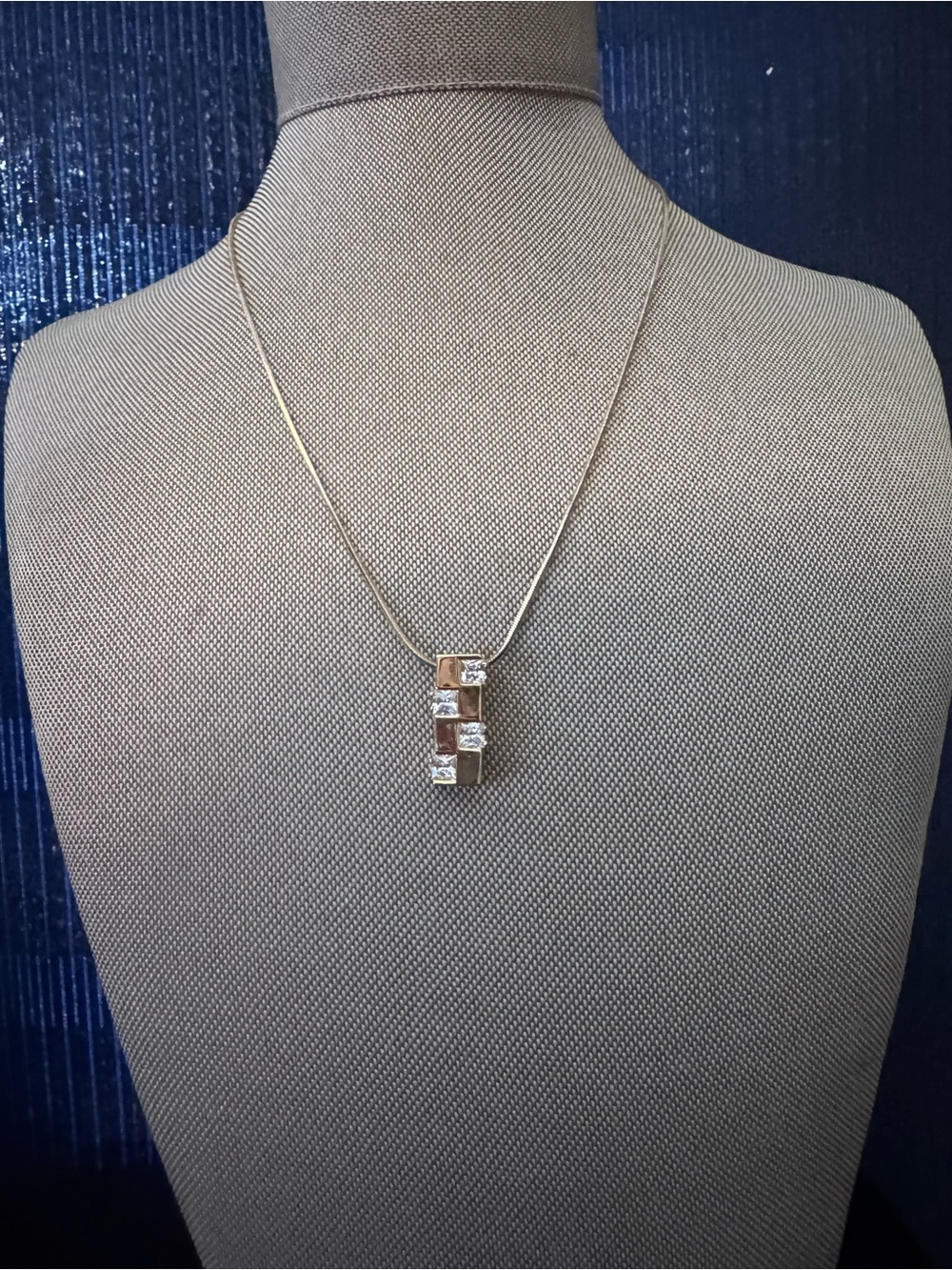 Gold Cubic Zirconia Geometric Pendant Necklace - Women Jewelry